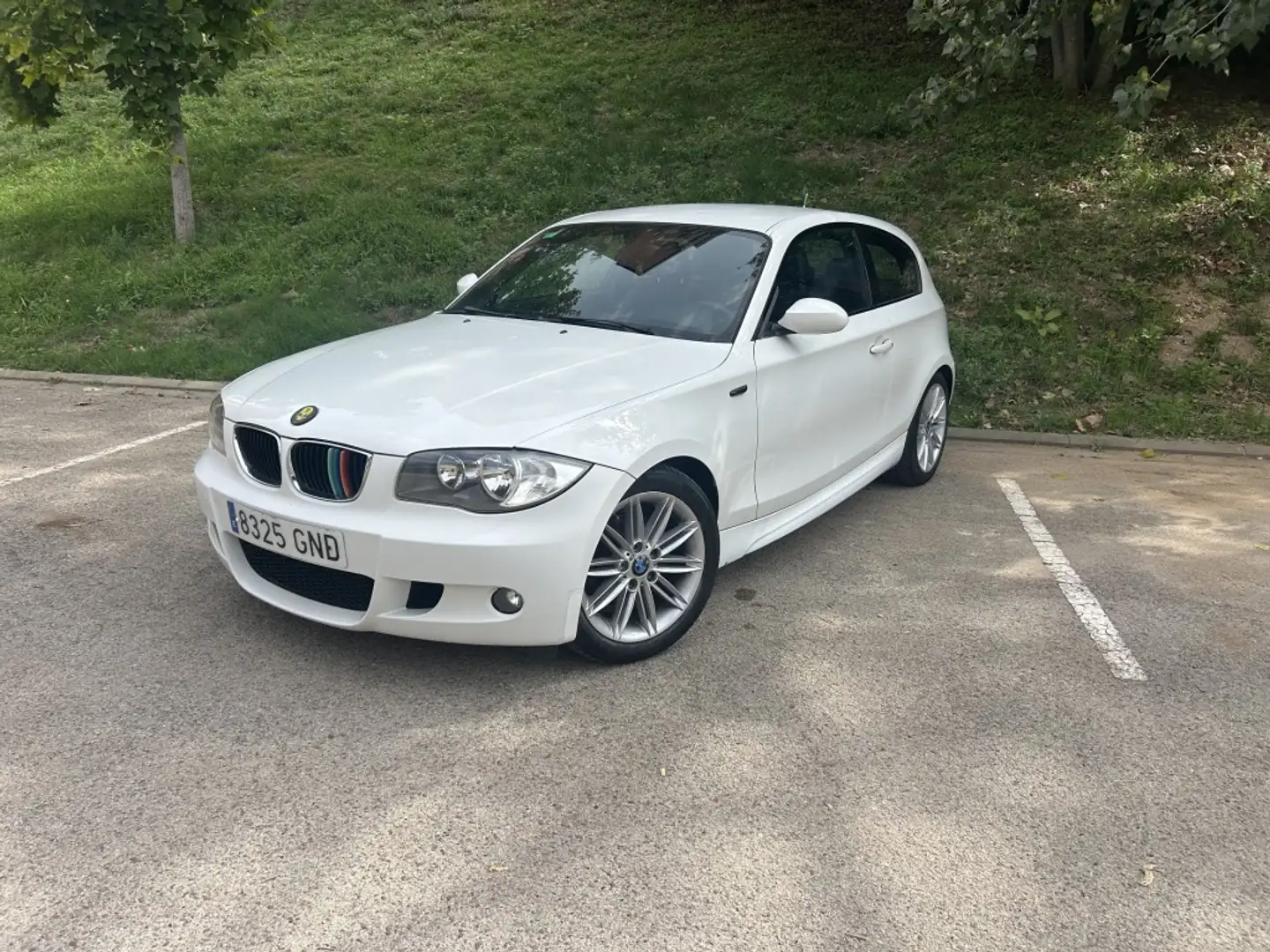 BMW 116 116d Weiß - 1