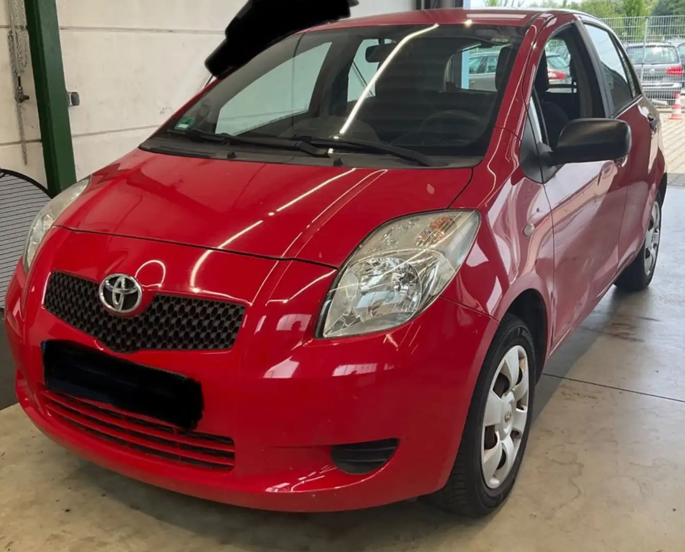 Toyota Yaris Cool Rot - 1