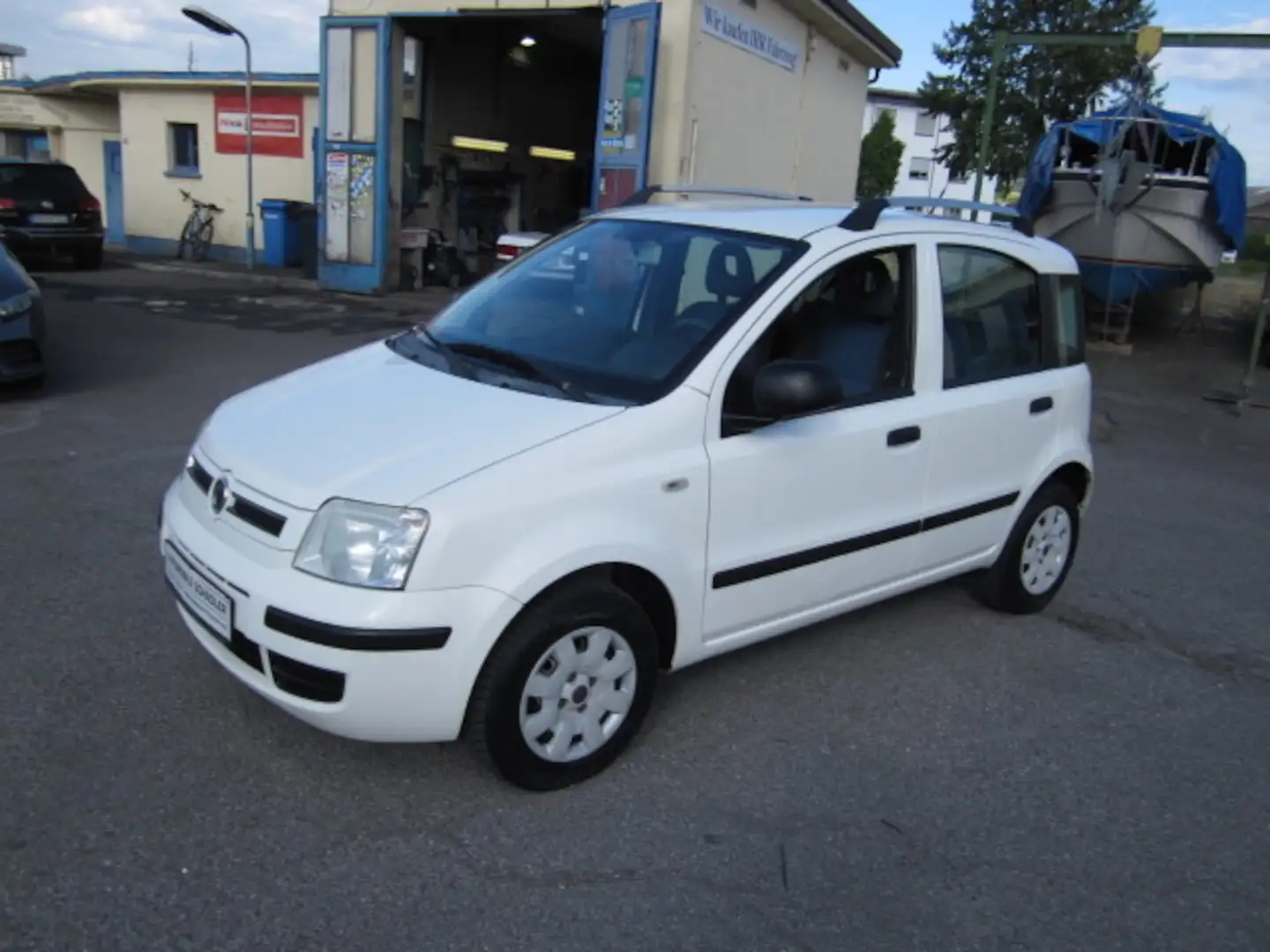 Fiat Panda 1.2 8V Dynamic ~ Klima ~ AHK ~ TÜV neu Weiß - 2