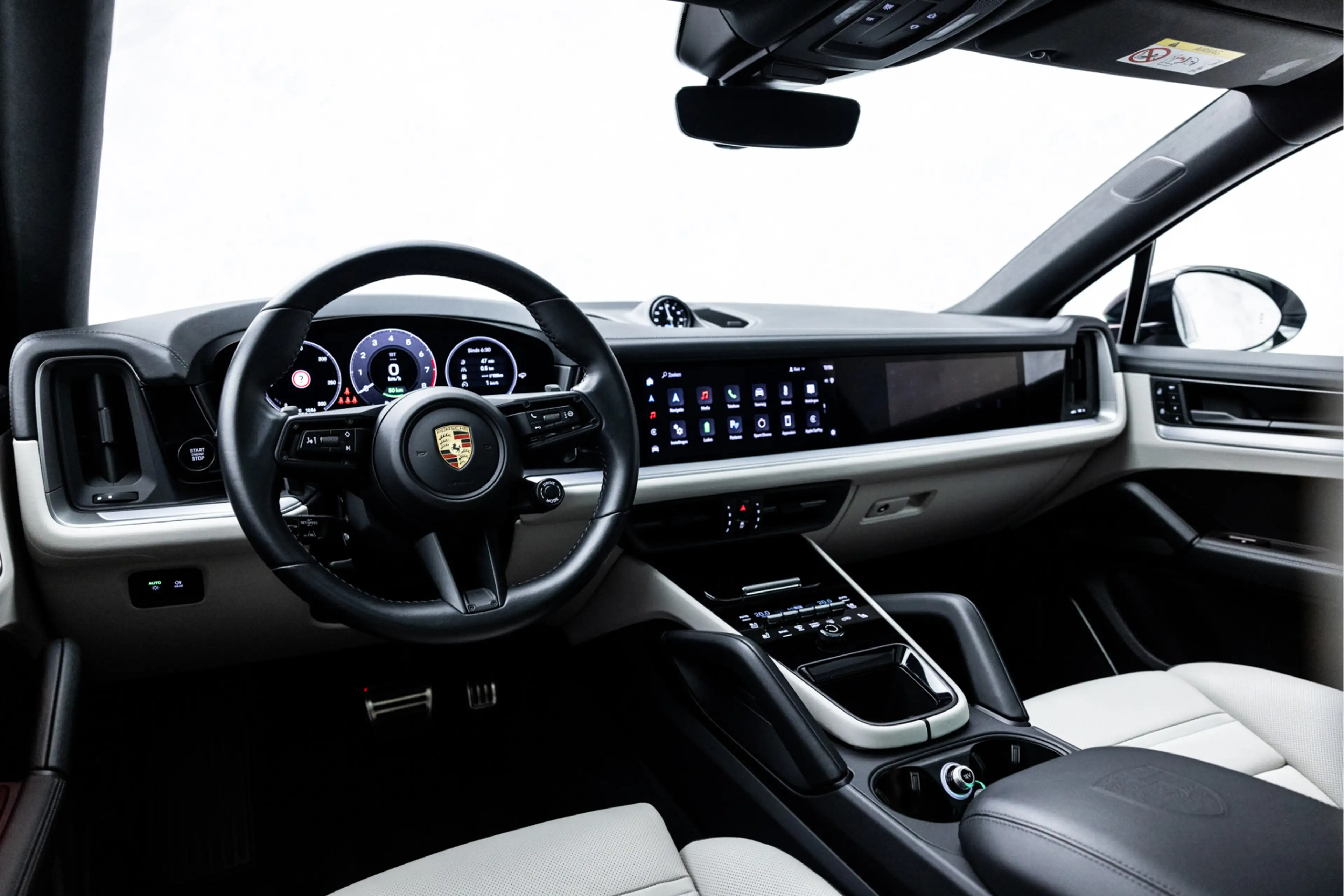 Porsche Cayenne Coupé 3.0 S E-Hybrid 520 PK | Pano | SportDesign | — photo 15