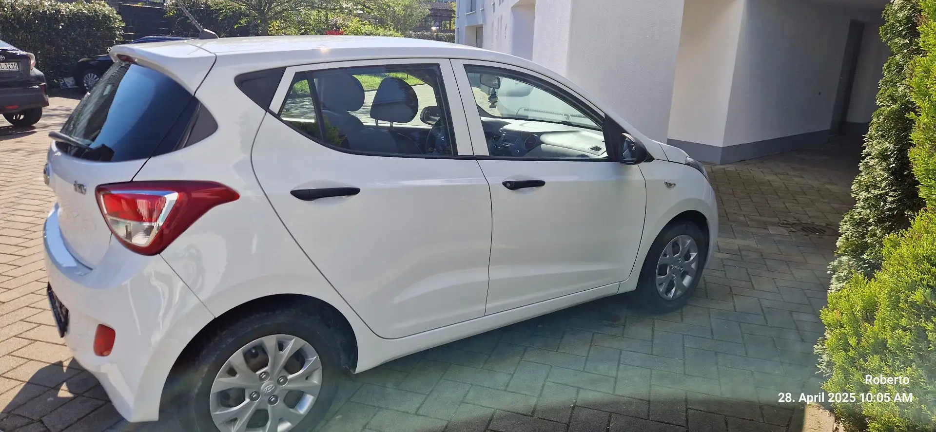 Hyundai i10 1.0 Fifa World Cup Edition - 2