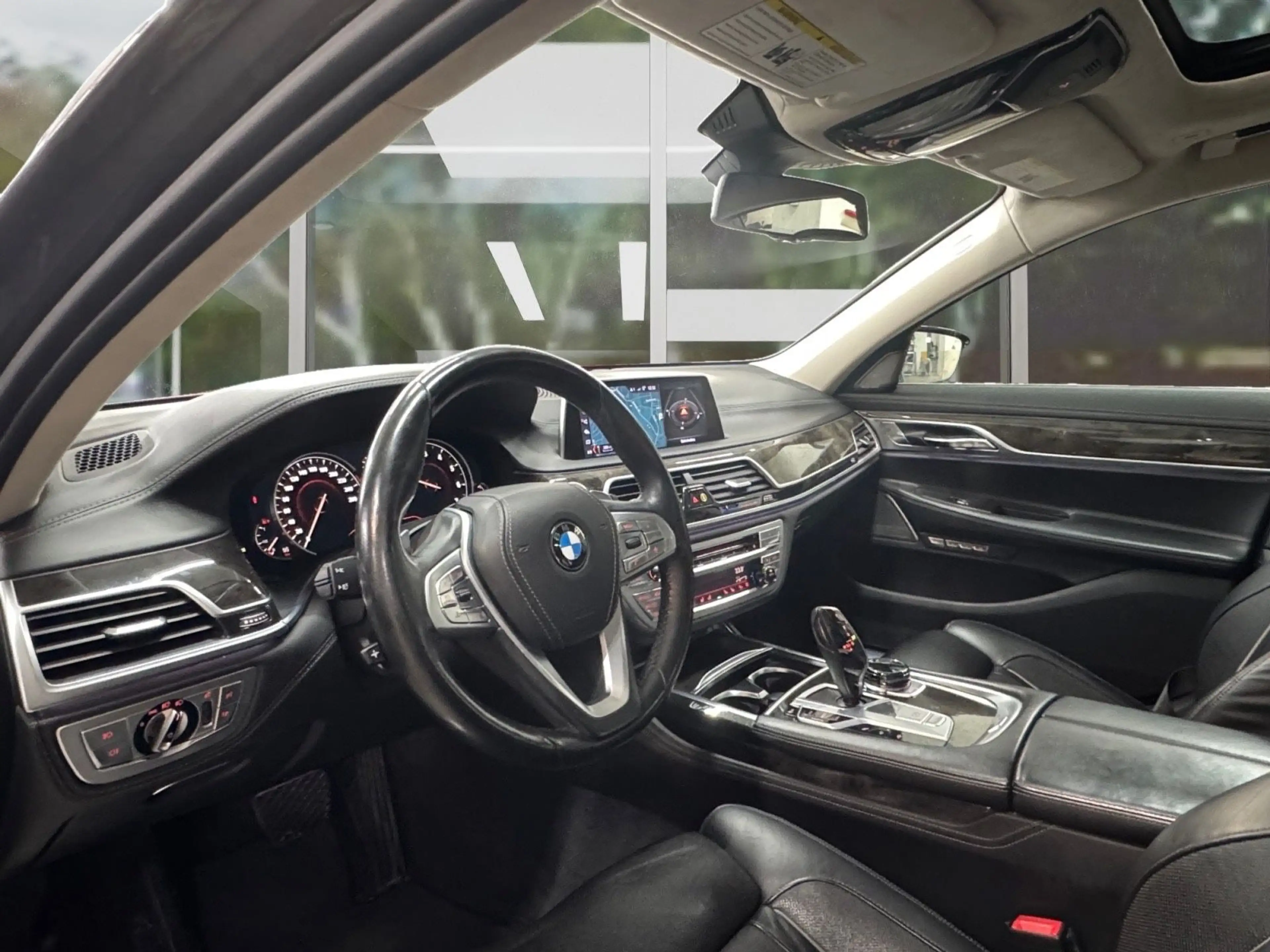 BMW 750 Li xDrive Aut., Langversion , 1 J. Garantie — photo 11