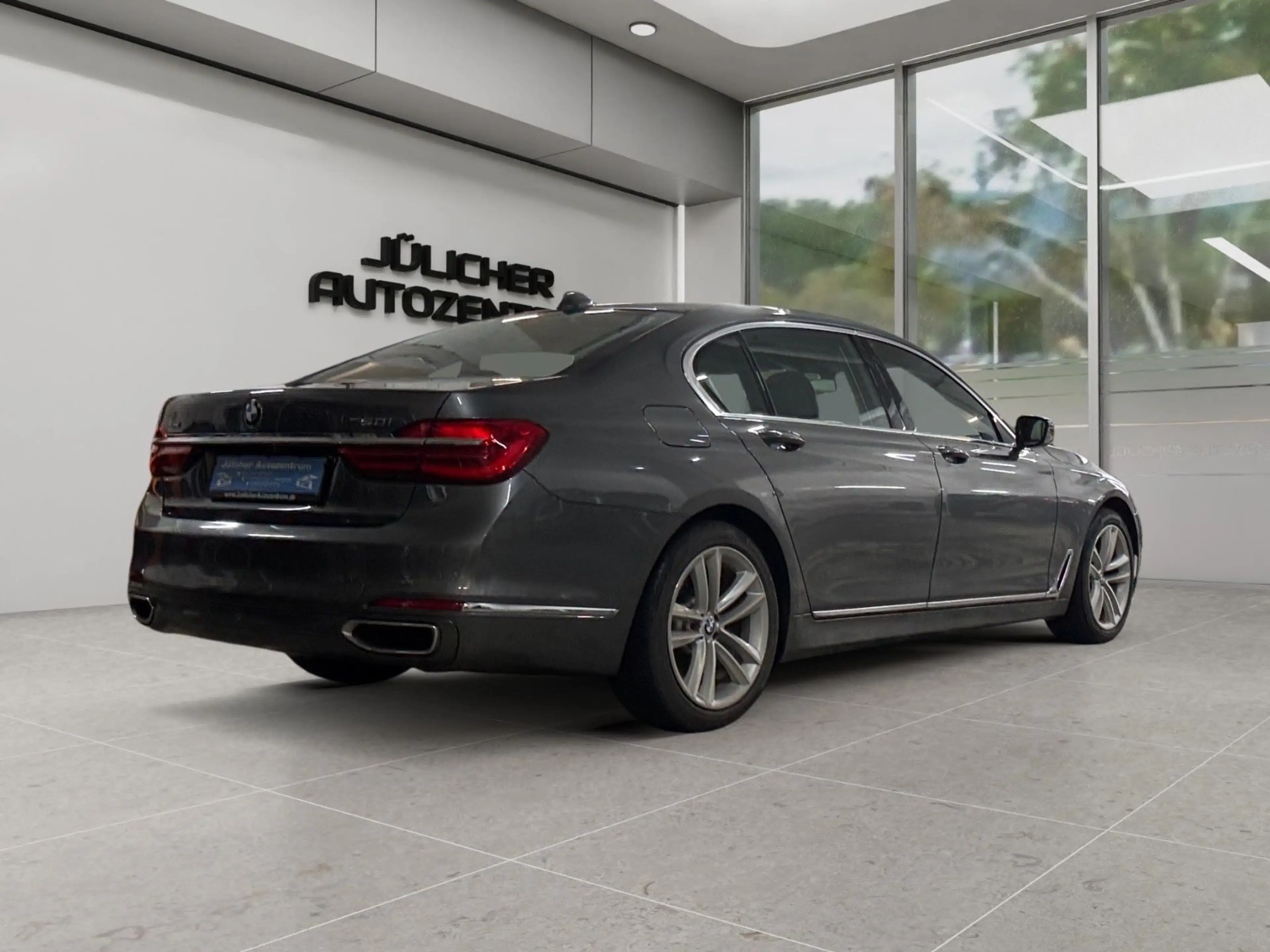 BMW 750 Li xDrive Aut., Langversion , 1 J. Garantie — photo 3