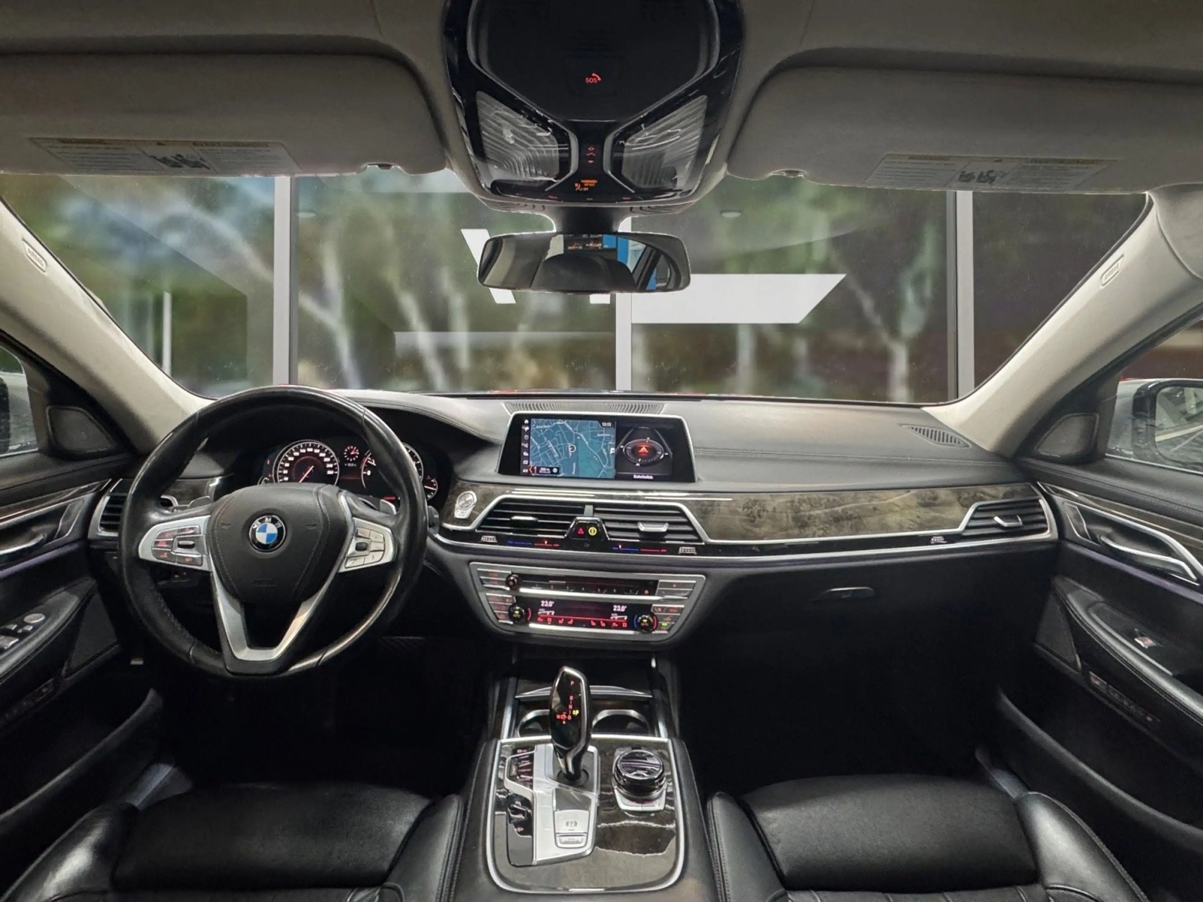 BMW 750 Li xDrive Aut., Langversion , 1 J. Garantie — photo 9