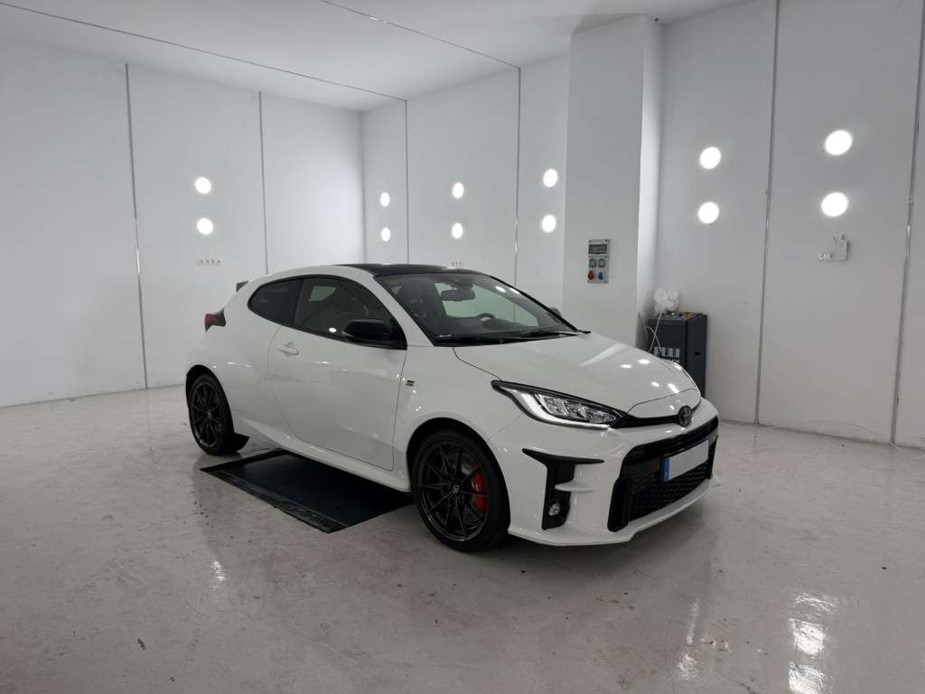 Toyota Yaris GR RZ Circuit Pack - foto 1
