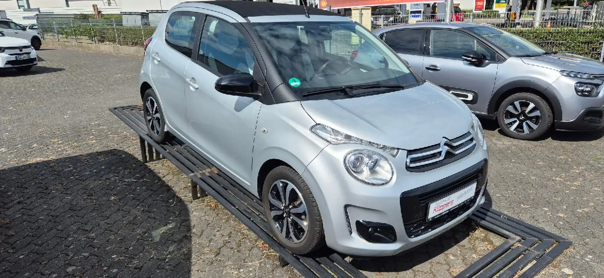 Citroen C1 Shine Silber - 2