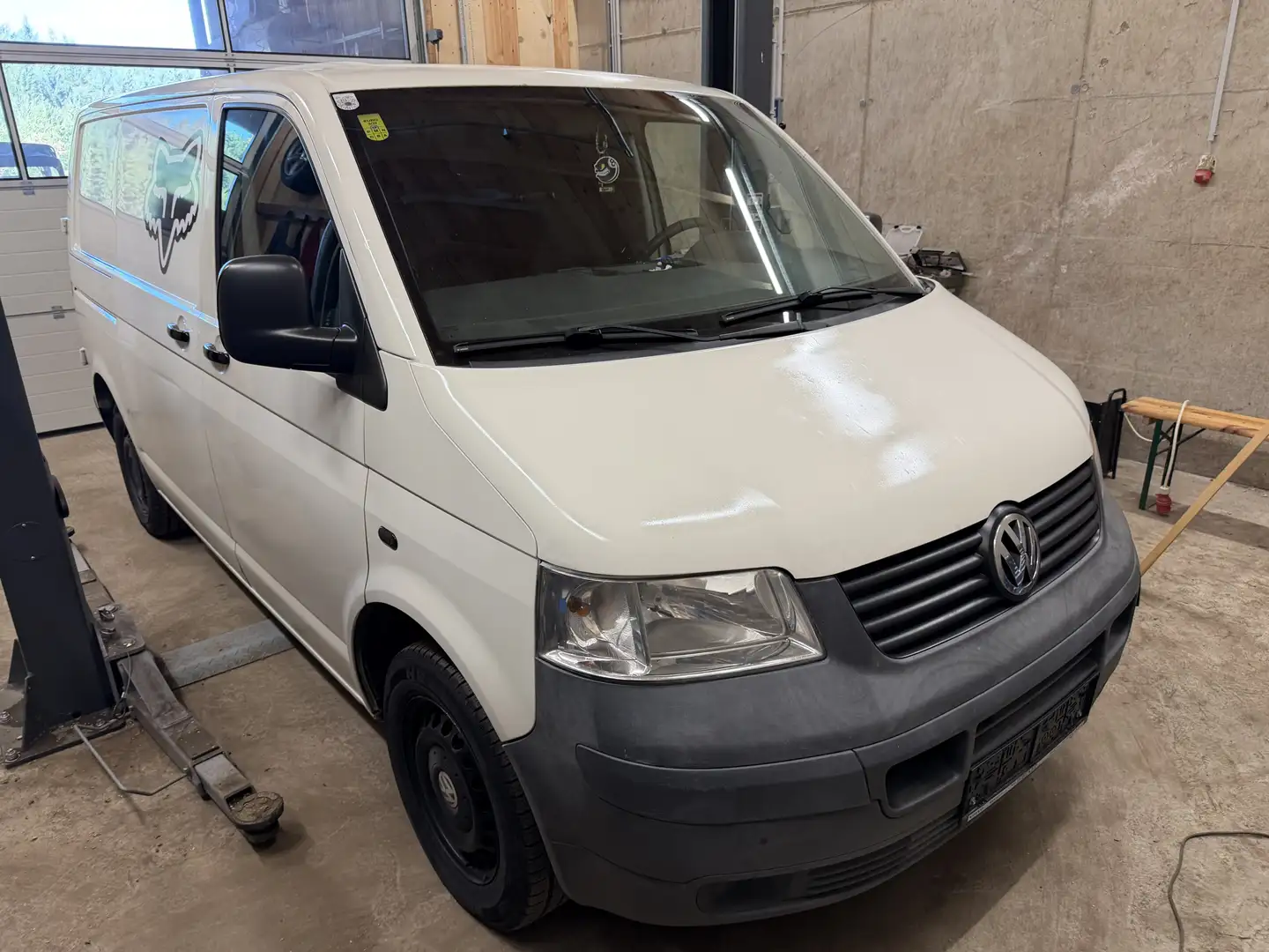 Volkswagen T5 Transporter Fahrgestell 2,5 TDI - 1