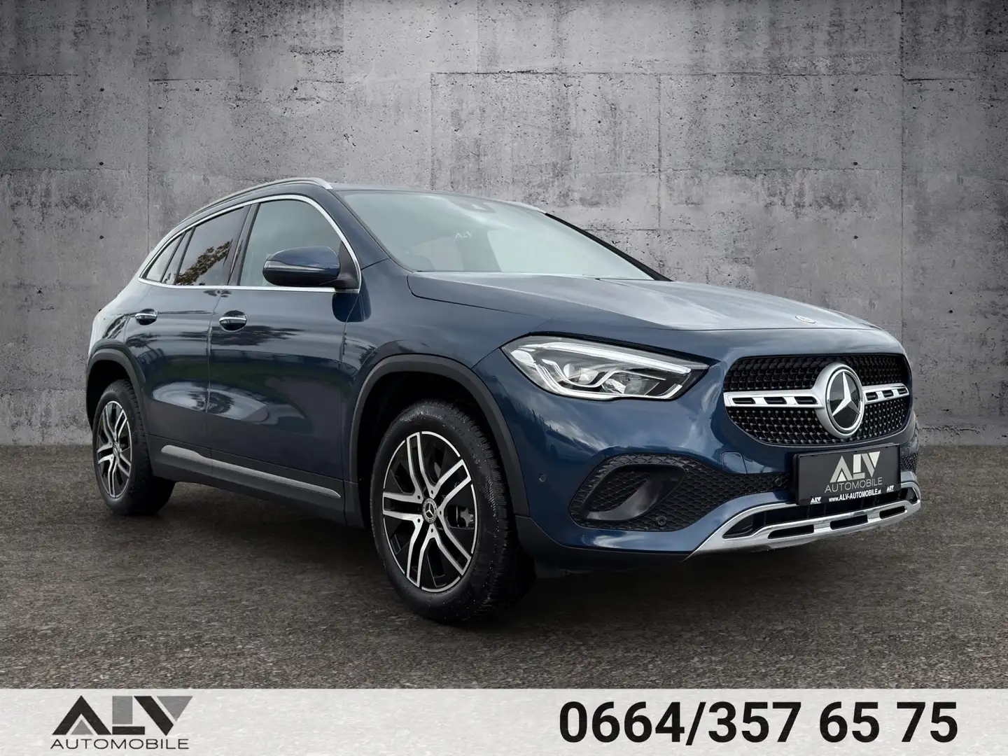 Mercedes-Benz GLA 220 GLA 220 d 4Matic Blau - 1