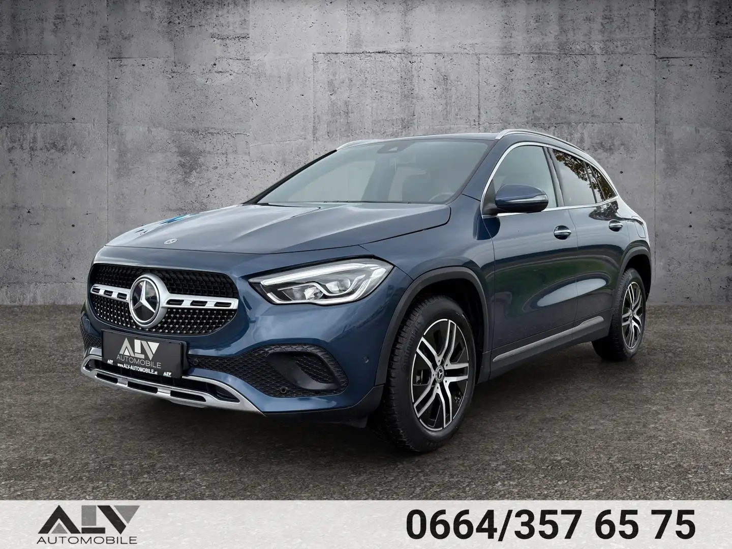 Mercedes-Benz GLA 220 GLA 220 d 4Matic Blau - 2
