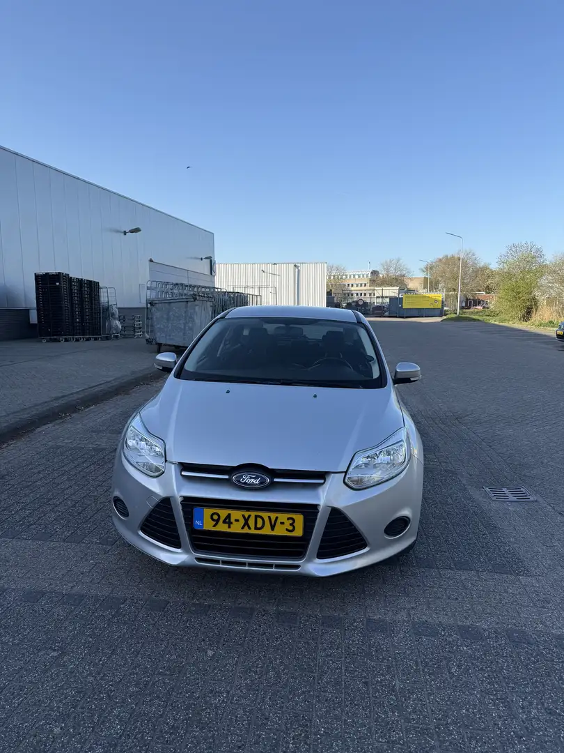 Ford Focus 1.0 EcoB. Lease Tr. Grijs - 1
