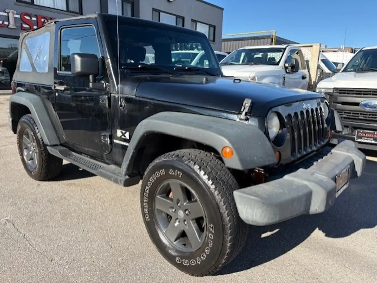 Jeep Wrangler снимка Jeep Wrangler