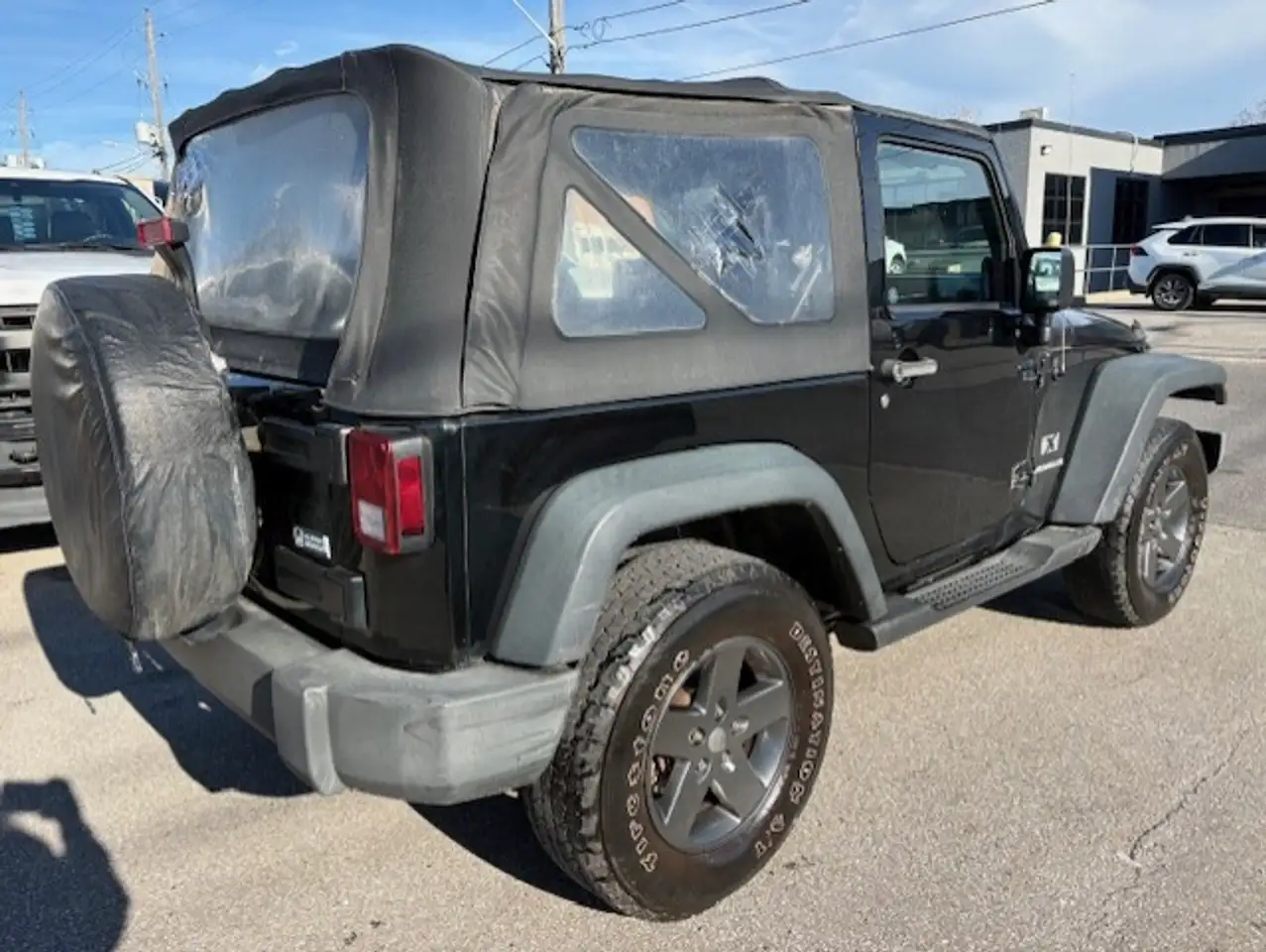 Jeep Wrangler снимка Jeep Wrangler