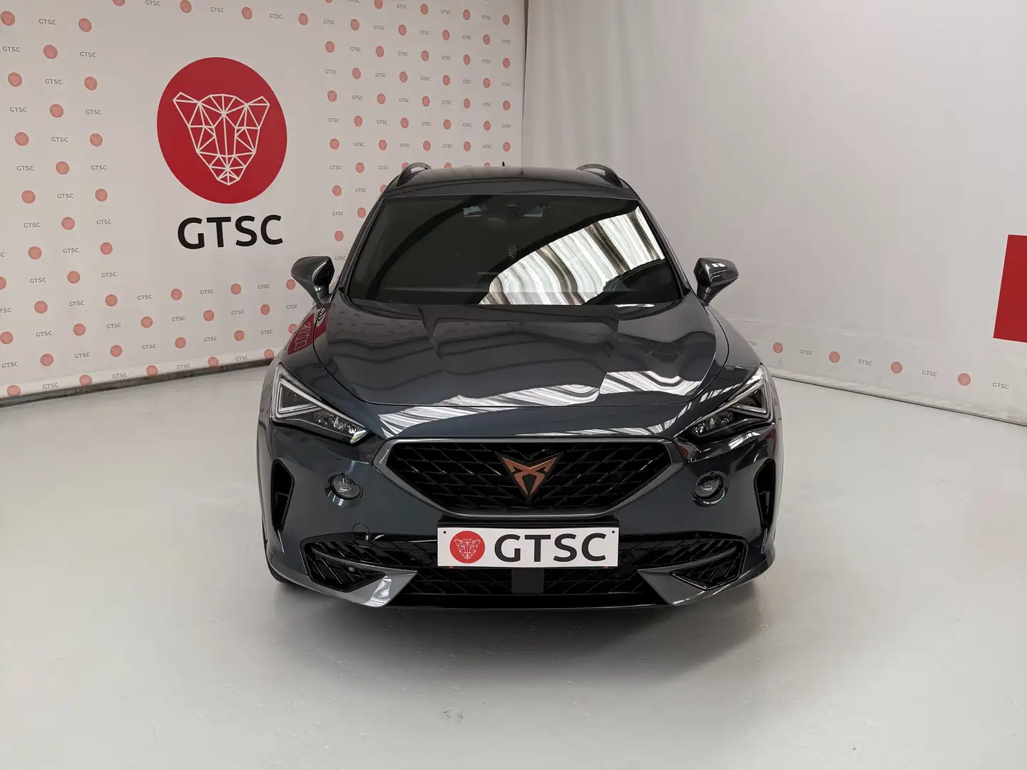 CUPRA Formentor e-Hybrid 1.4 VZ DSG (180 kW) Gris - 2