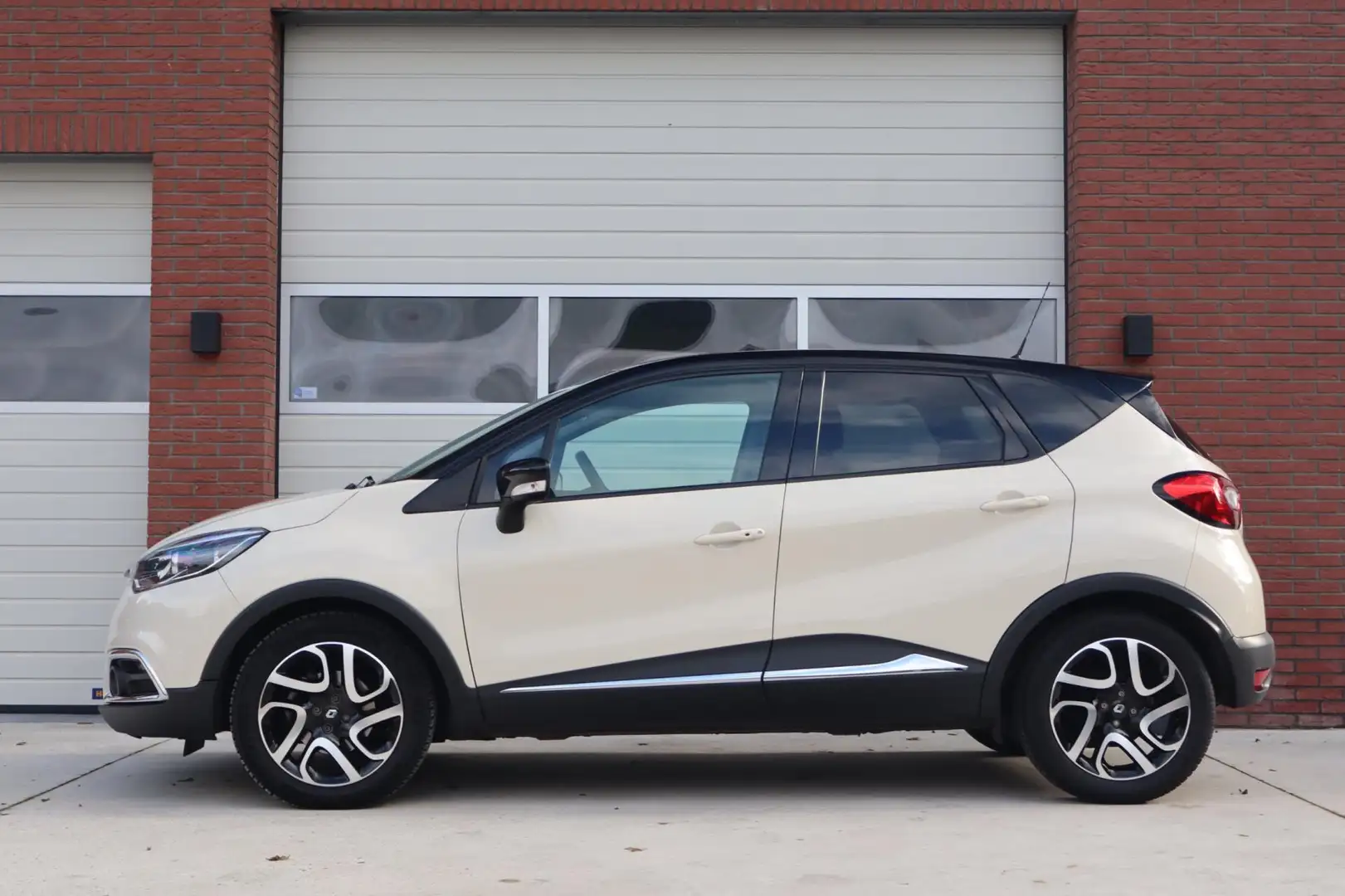 Renault Captur 1.2 TCe Dynamique Automaat - Dealeronderhouden - C Weiß - 2