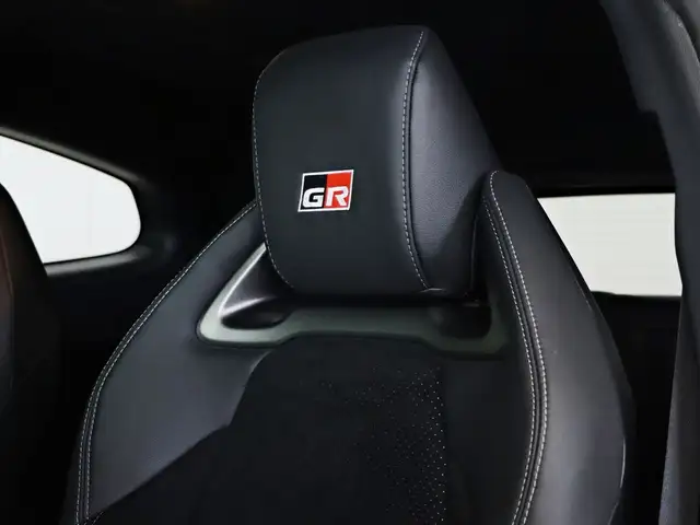 Toyota Yaris view 14