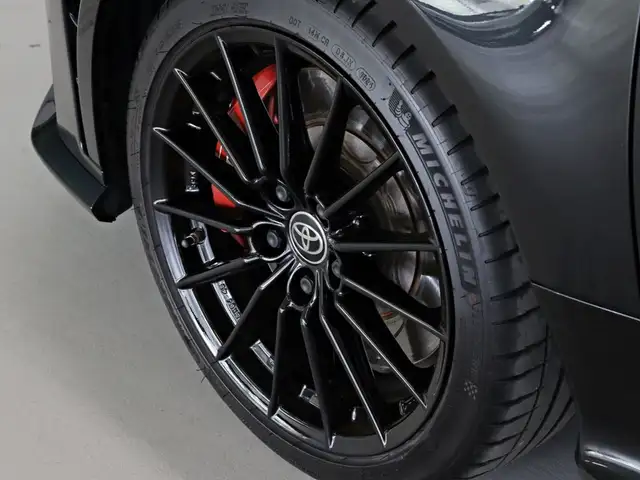 Toyota Yaris view 21