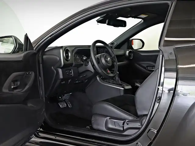 Toyota Yaris view 7