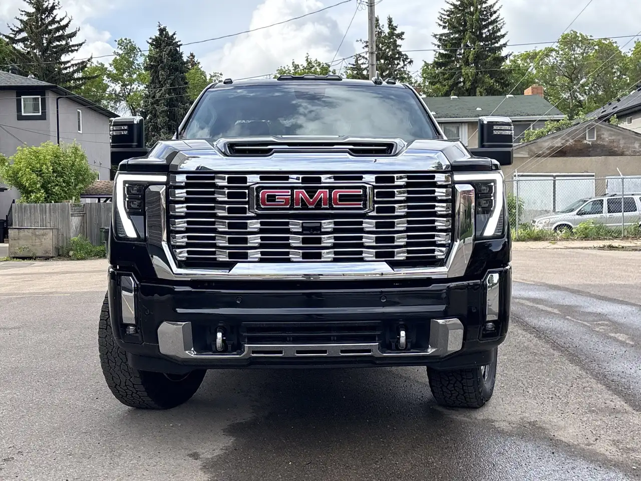 GMC Sierra 3500HD снимка GMC Sierra 3500HD