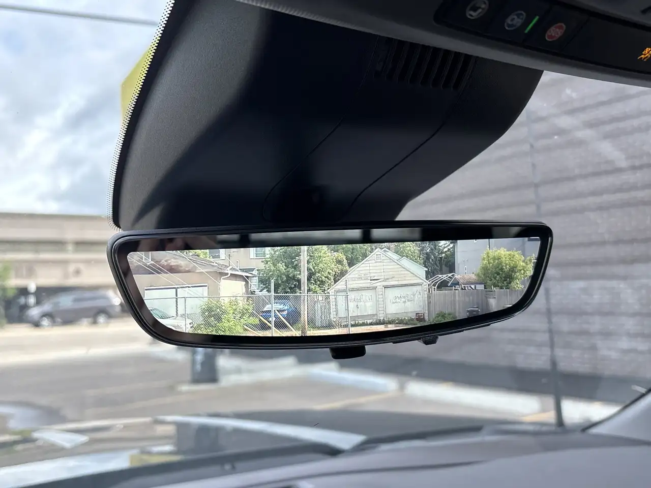 GMC Sierra 3500HD снимка GMC Sierra 3500HD