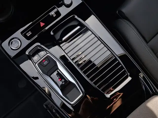 Audi A6 E-Tron view 11