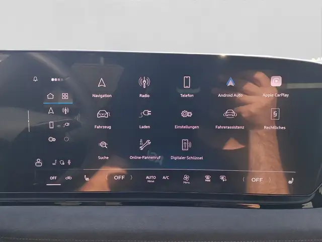 Audi A6 E-Tron view 12
