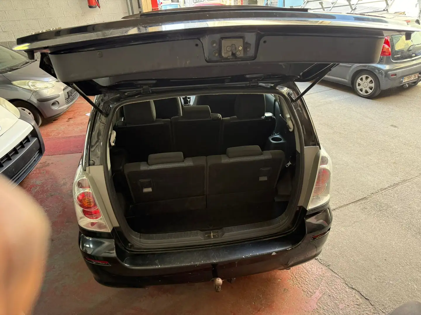Toyota Corolla Verso 1.8i VVT-i 16v Linea Luna Zwart - 2