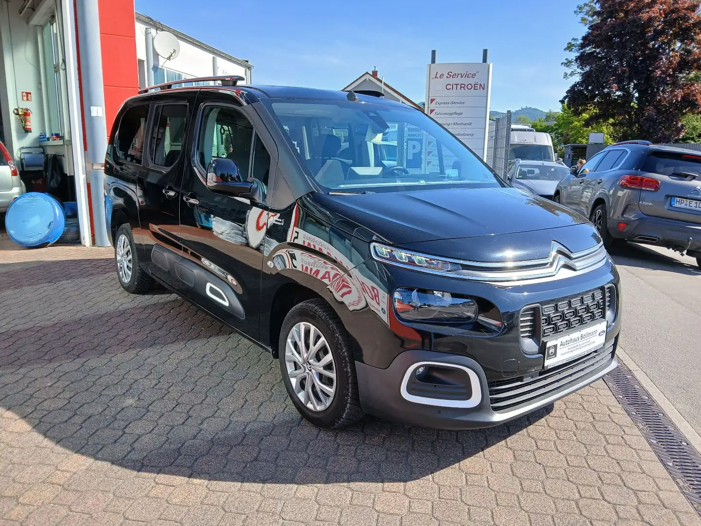 Citroen Berlingo Shine XL, BENZINER,AUTOMATIK, Negro - 2
