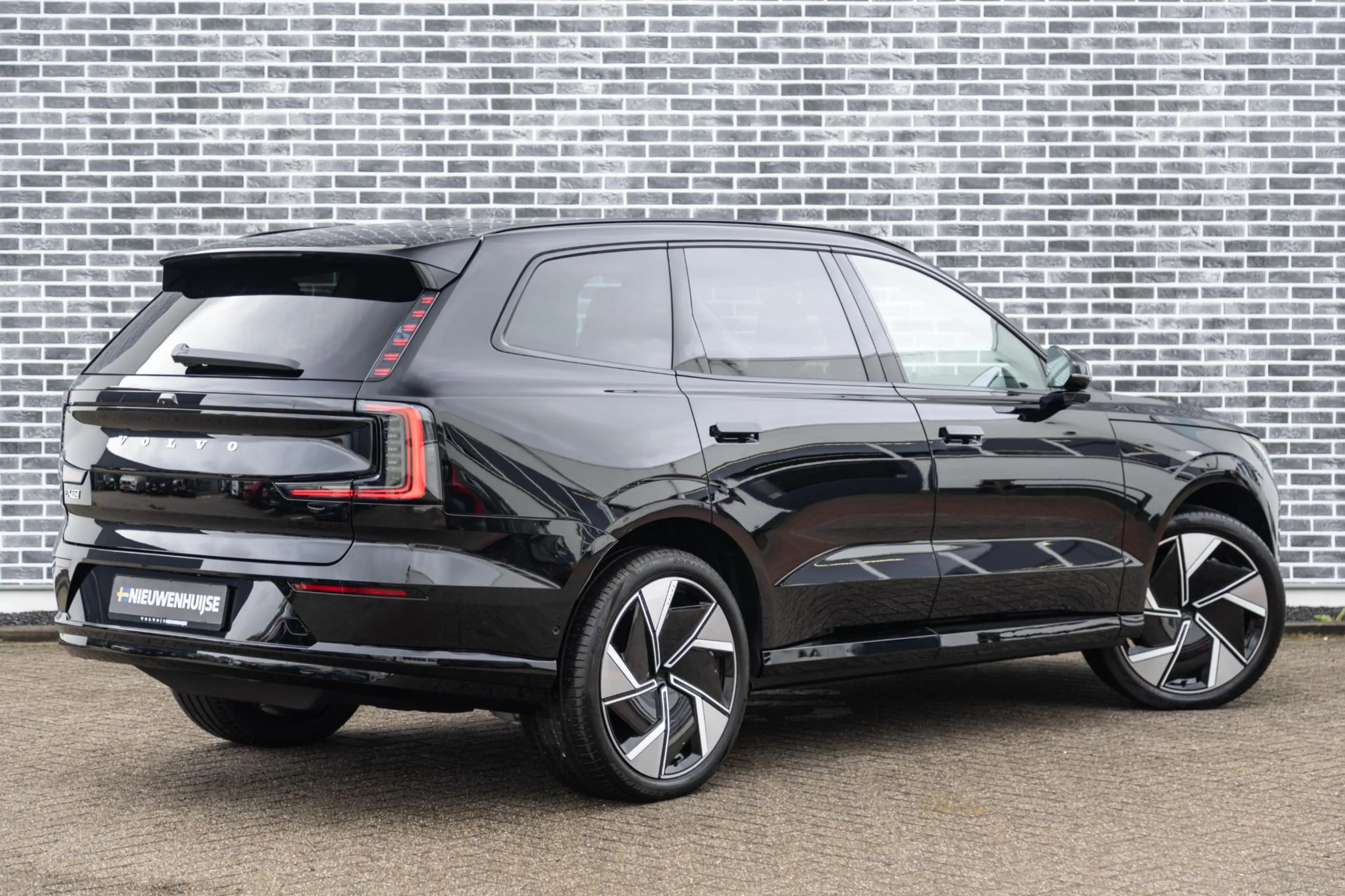 Volvo EX90 Single Motor Plus 92 kWh | Adaptive Cruise Control — photo 3