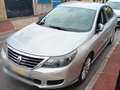 Renault Latitude V6 dCi 240 FAP Initiale A Silber - thumbnail 3
