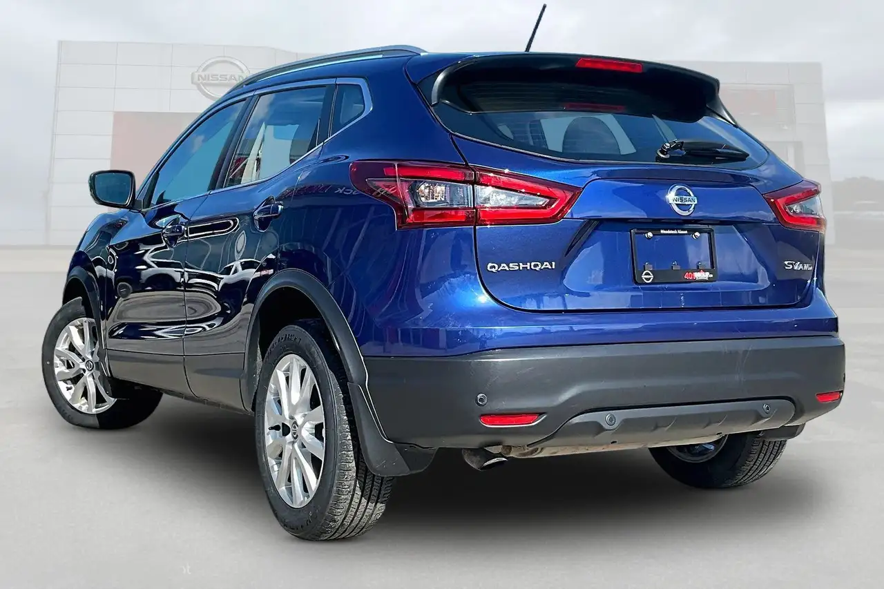 Nissan Qashqai снимка Nissan Qashqai