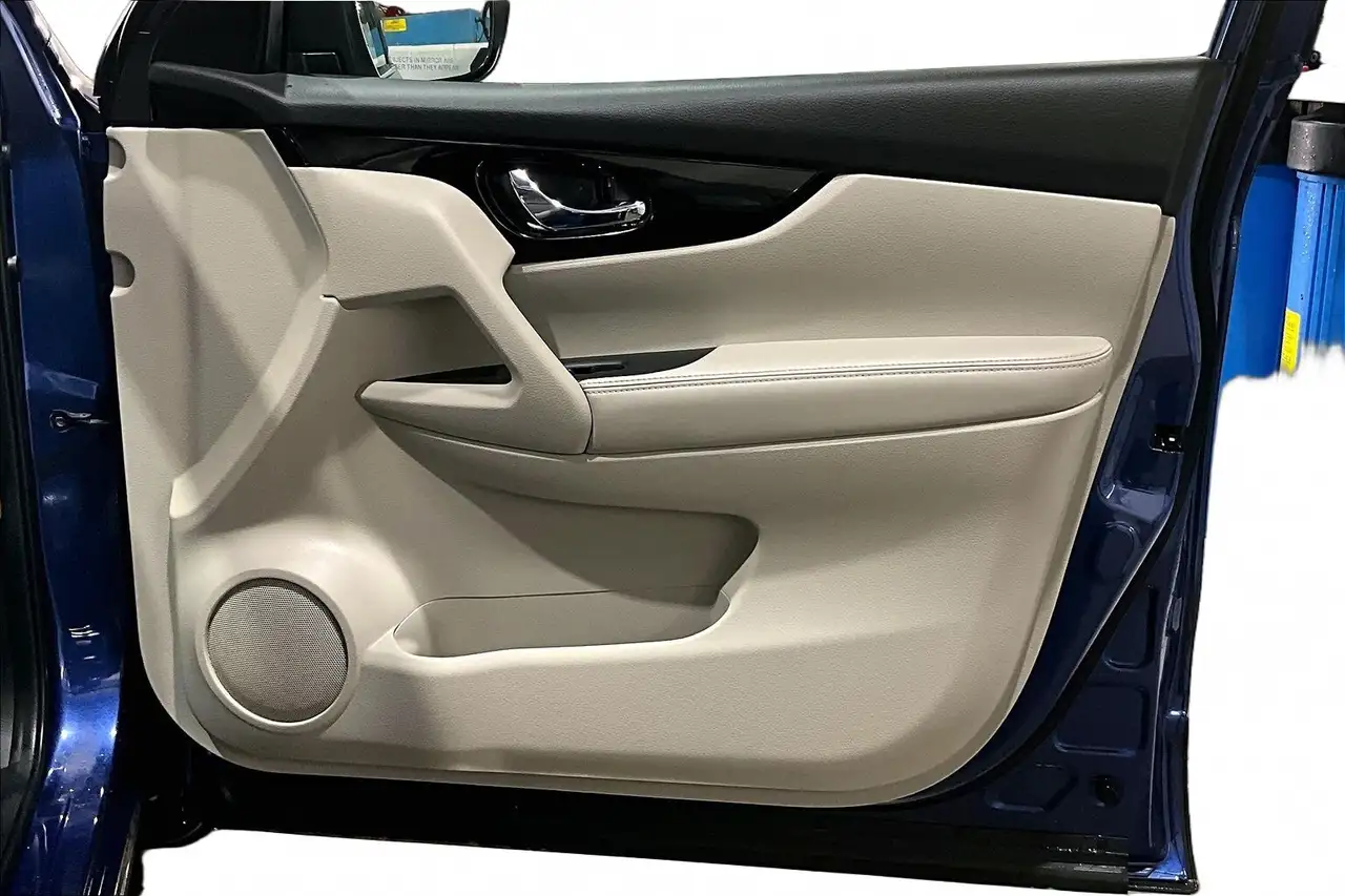 Nissan Qashqai снимка Nissan Qashqai