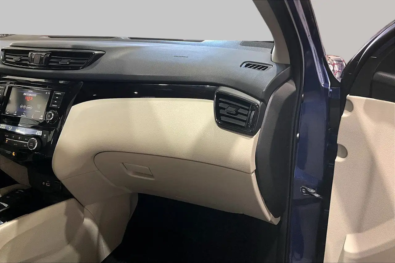 Nissan Qashqai снимка Nissan Qashqai