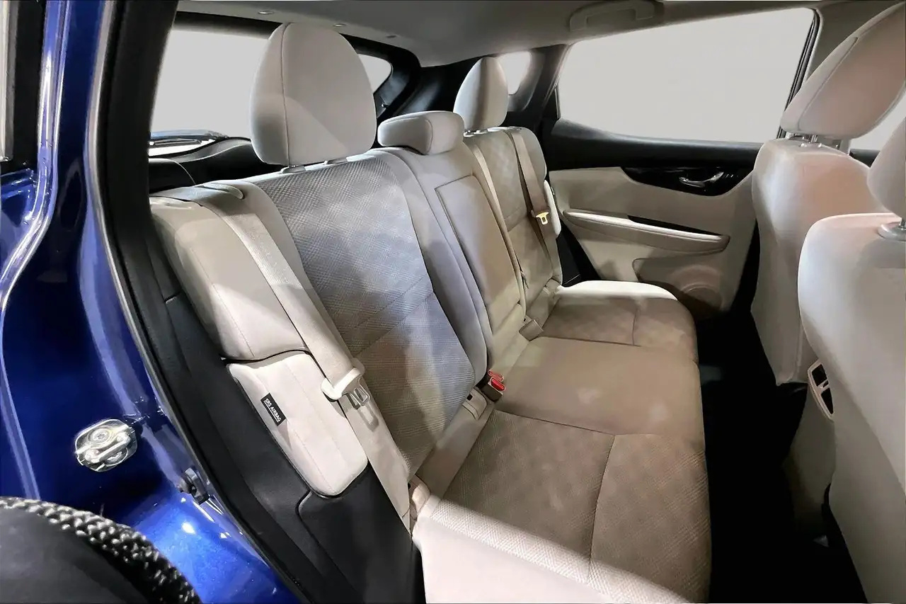 Nissan Qashqai снимка Nissan Qashqai