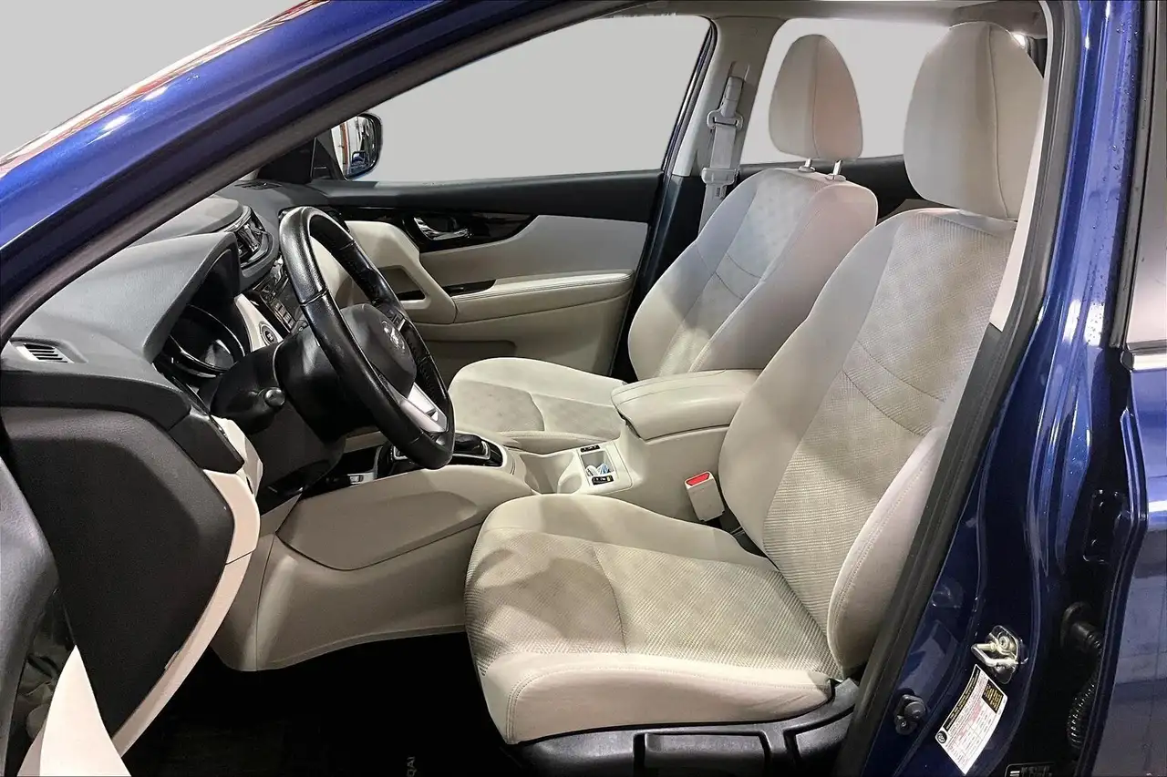 Nissan Qashqai снимка Nissan Qashqai