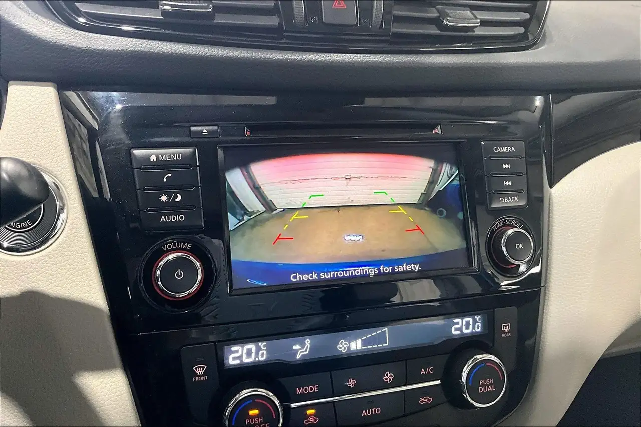Nissan Qashqai снимка Nissan Qashqai