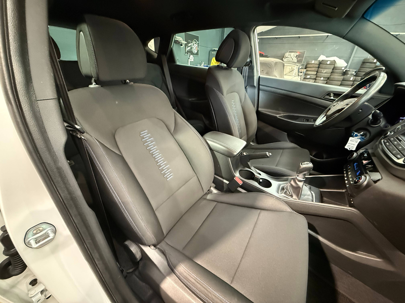 Hyundai TUCSON Tucson 1.6 GDi 2WD Premium GO! ISG — photo 13