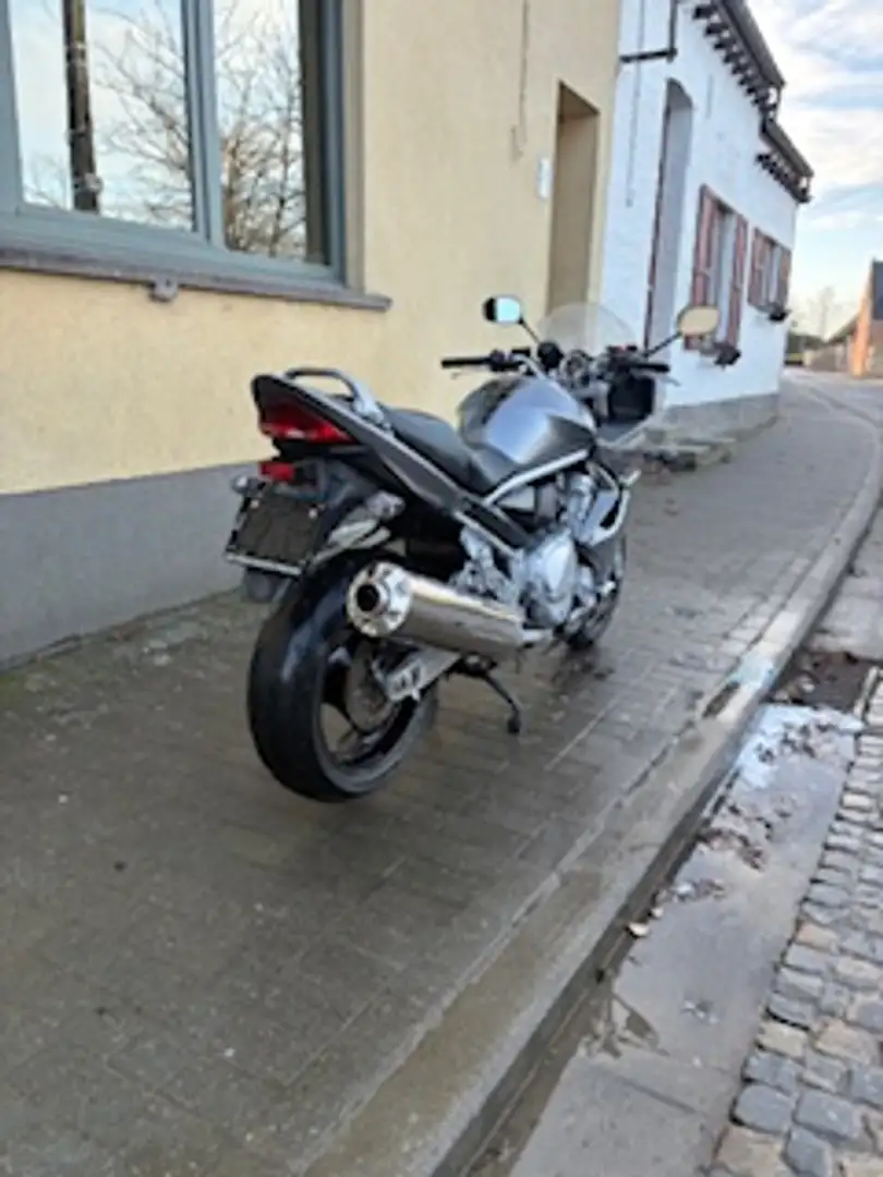 Suzuki Bandit 1250 bandit 1250 Plateado - 2