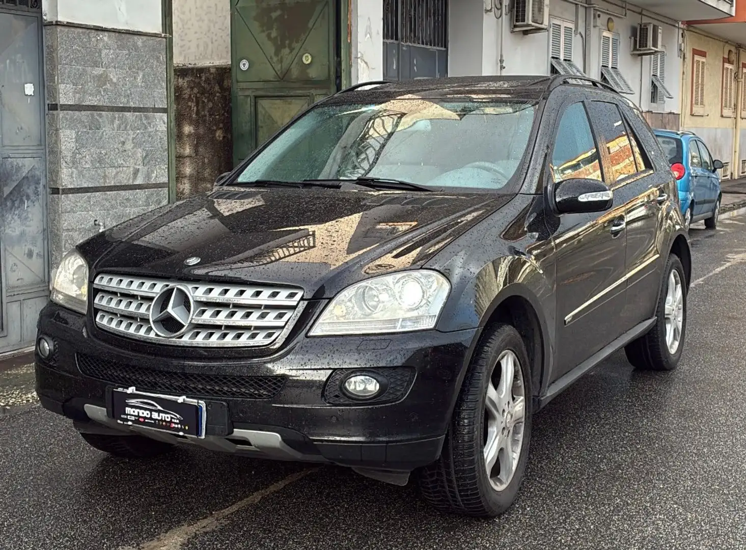 Mercedes-Benz ML 320 CDI  3.0  V6 224 CV 4 MATIC AUTO  SPORT Nero - 2