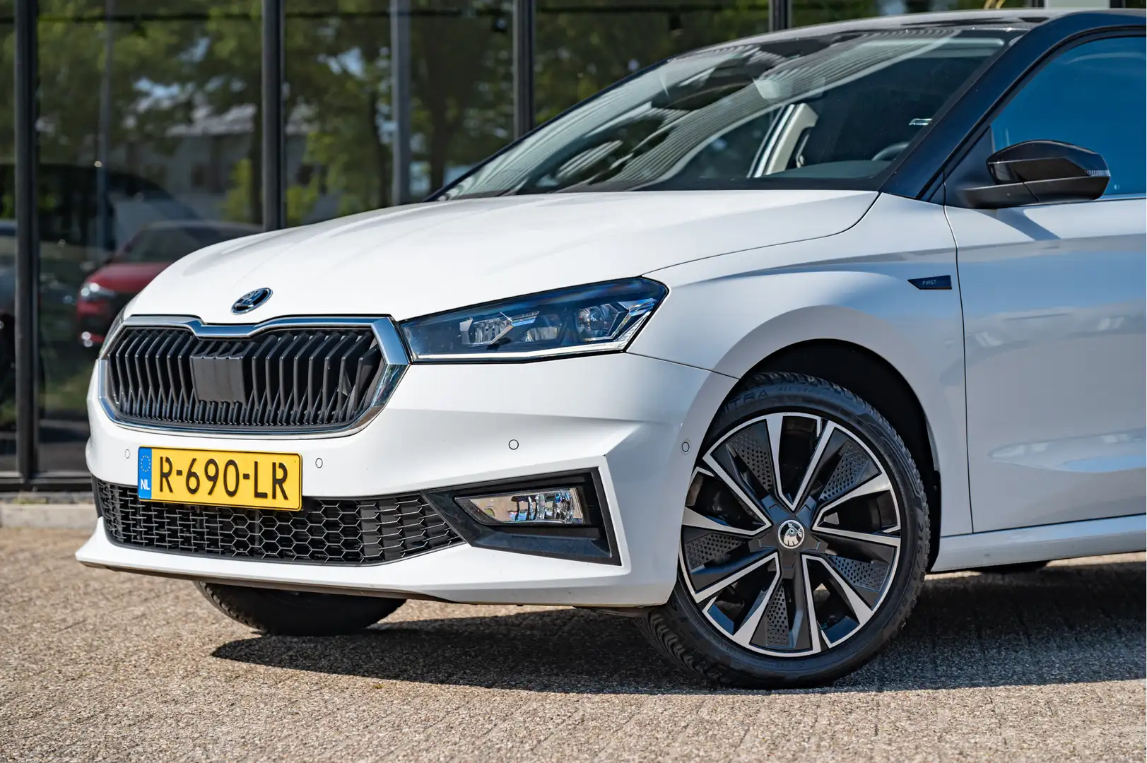 Skoda Fabia 1.0 TSI 110pk DSG First Edition | Nieuw model | VO Wit - 2