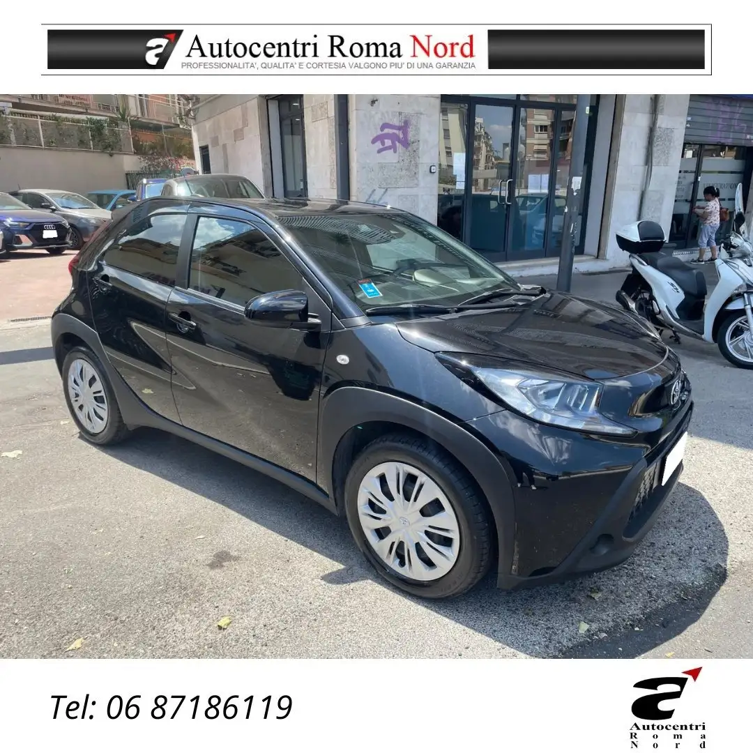 Toyota Aygo X Aygo X X 1.0 Active 72cv s-cvt Nero - 1