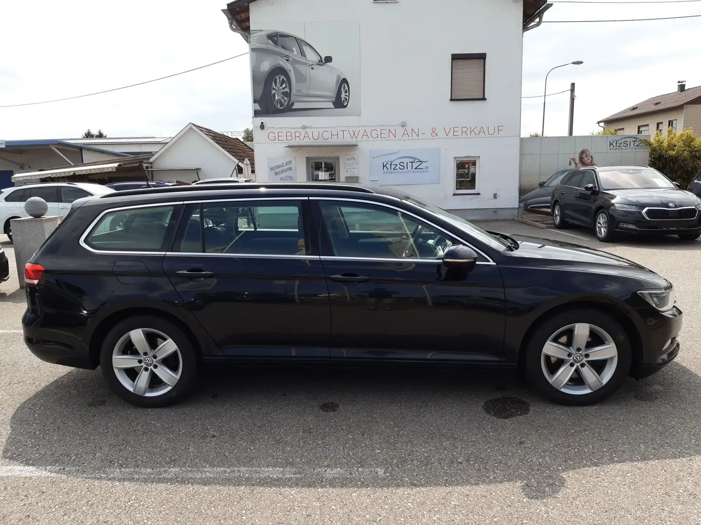 Volkswagen Passat Variant Comfortline 2,0 TDI Schwarz - 2