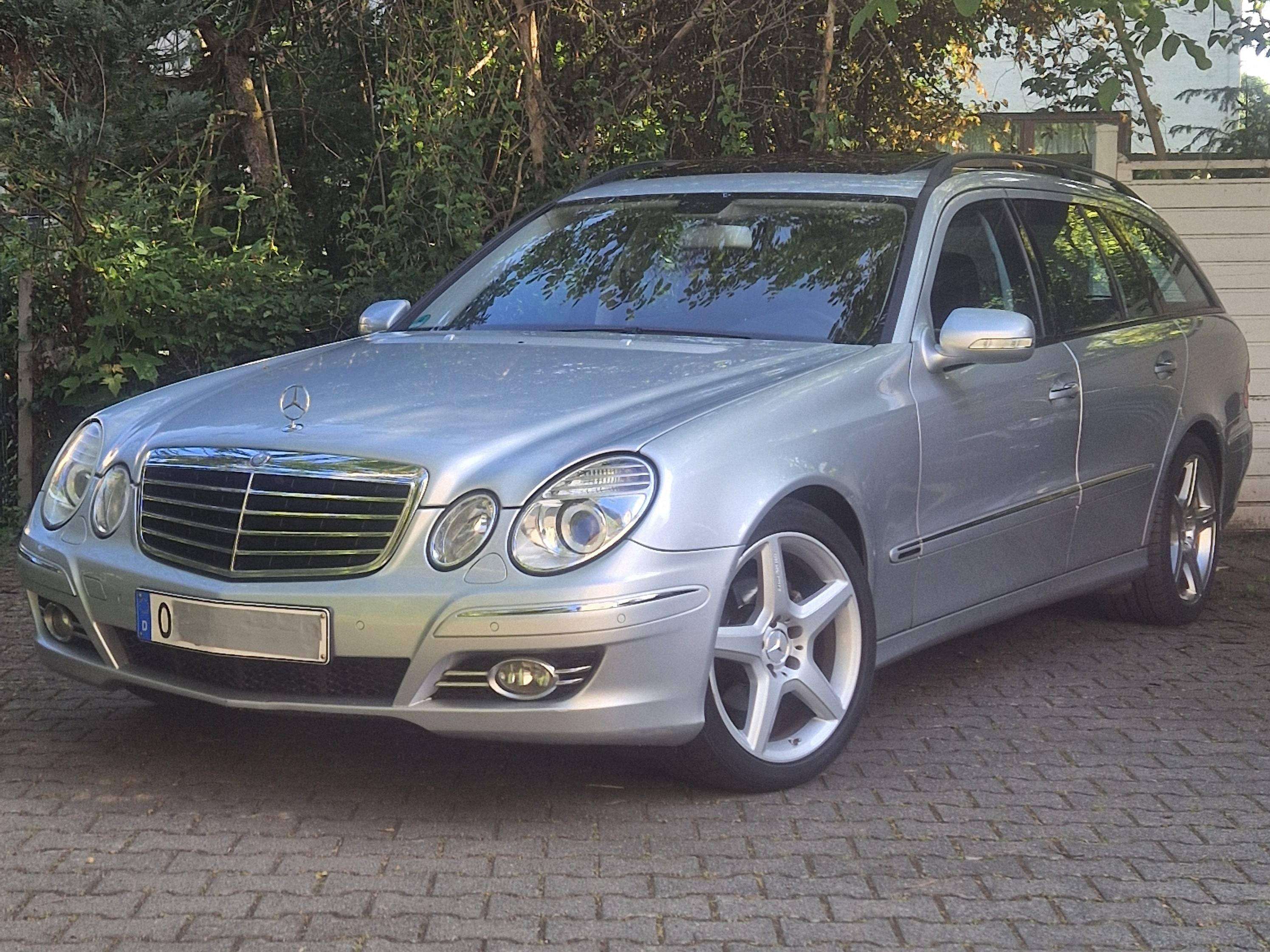 Second hand Mercedes Benz E-Class 280