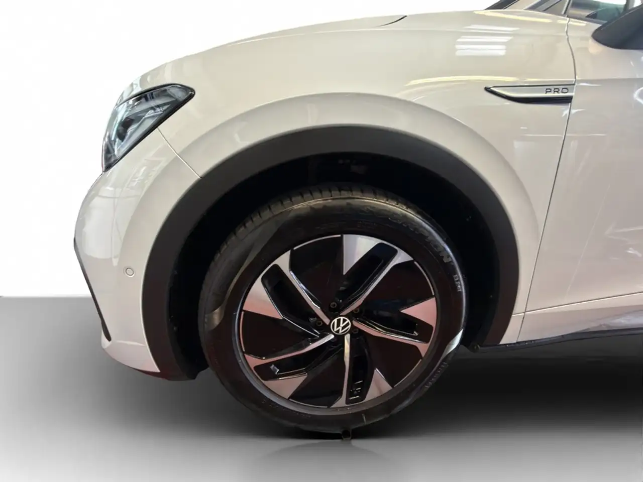 Volkswagen ID.5 77 kWh Pro Performance AHK*WÄRMEPU*PANO*HUD*IQ-... 18