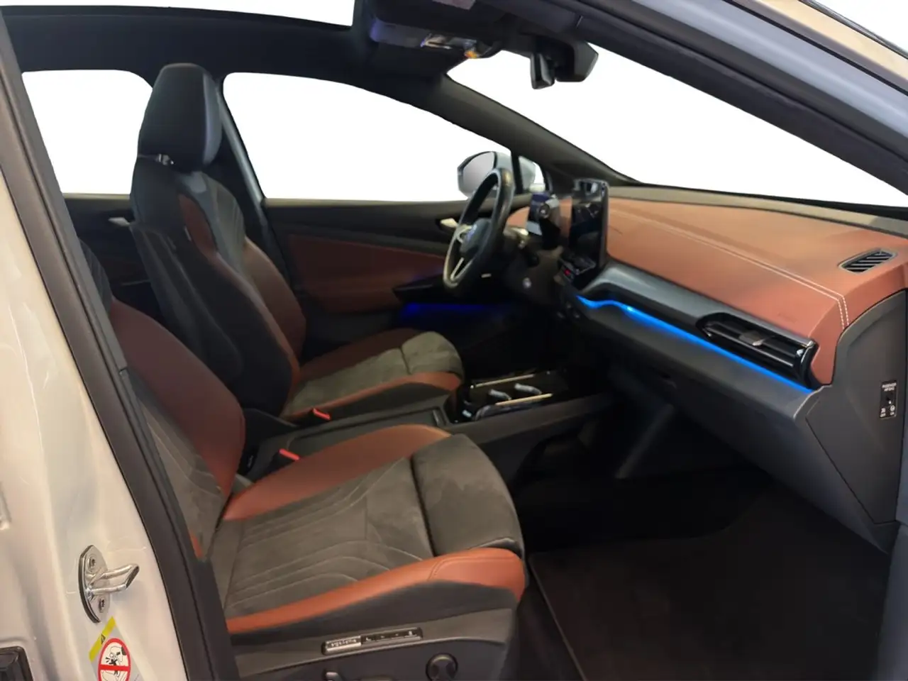 Volkswagen ID.5 77 kWh Pro Performance AHK*WÄRMEPU*PANO*HUD*IQ-... 10