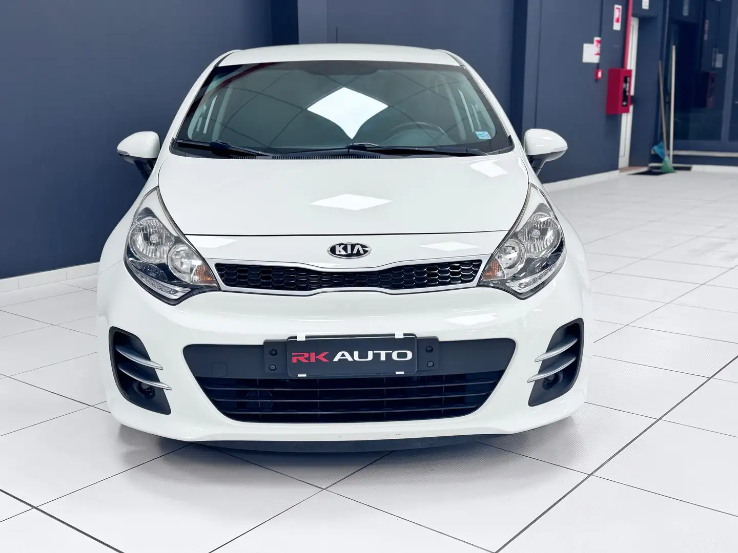 Kia Rio Rio III 2011 5p 1.4 crdi Cool Techno Pack E6 Wit - 2