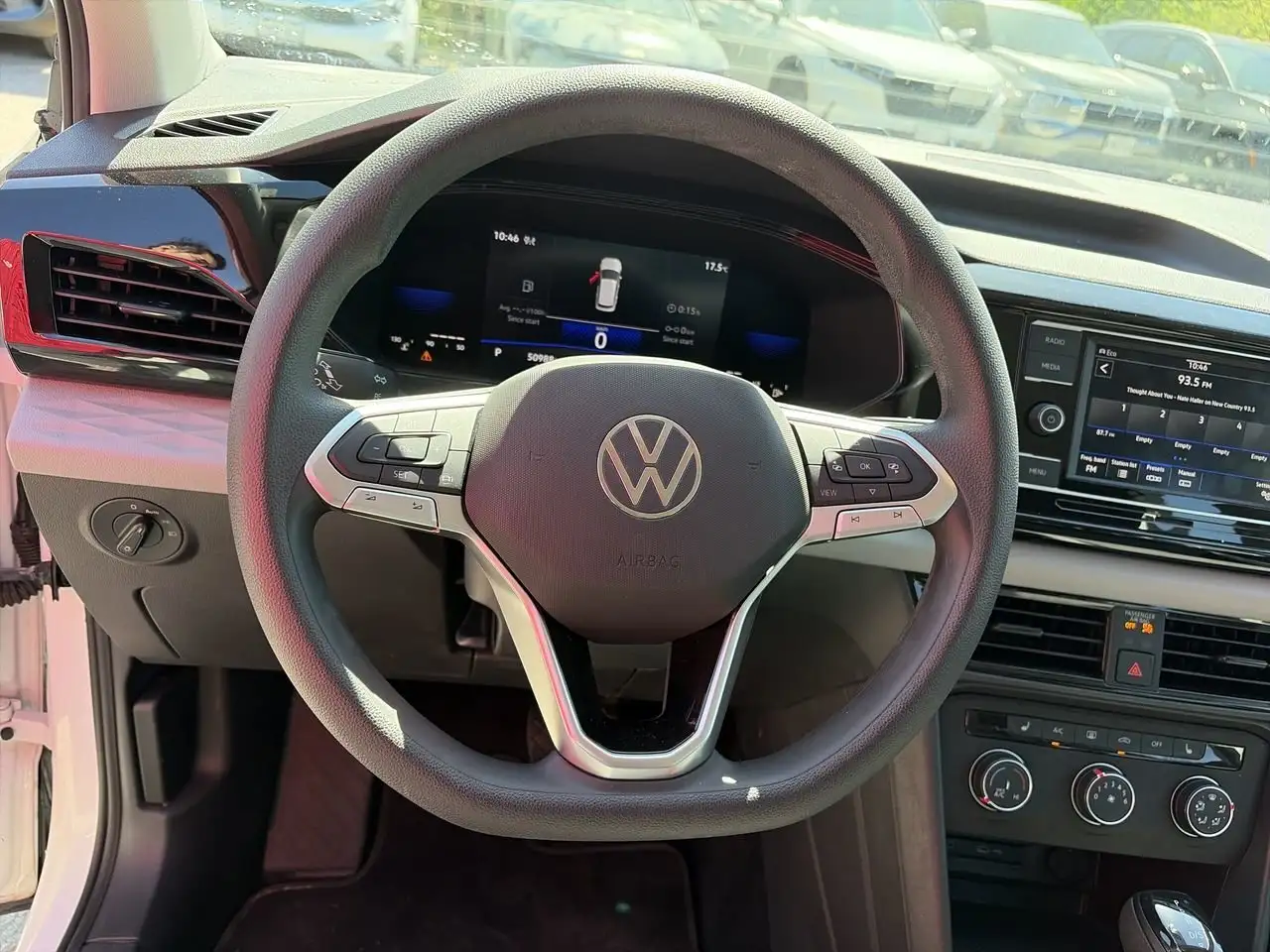 Volkswagen Taos снимка Volkswagen Taos