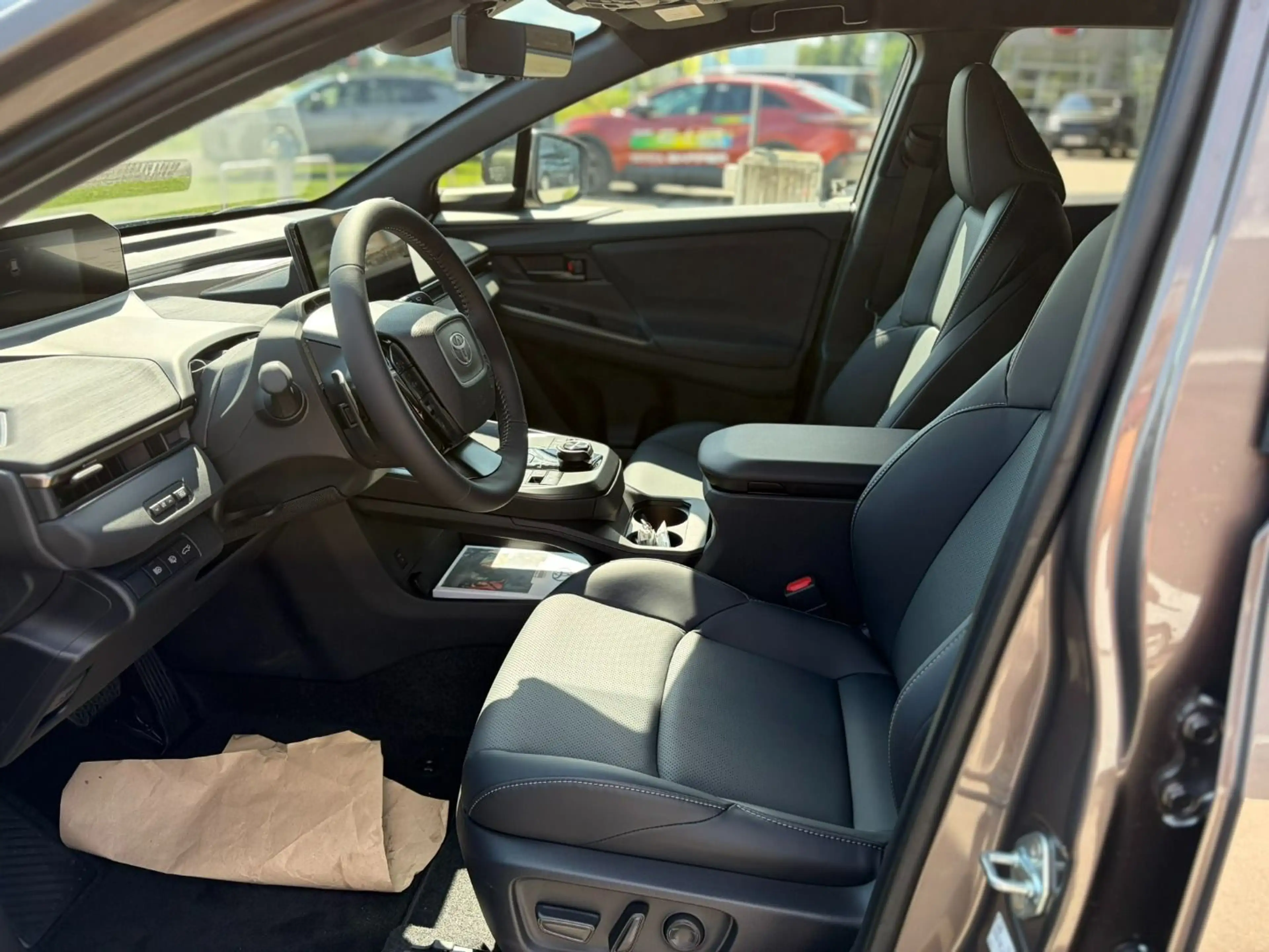 Toyota bZ4X Touring Lounge 4x4 75 kWh — photo 11