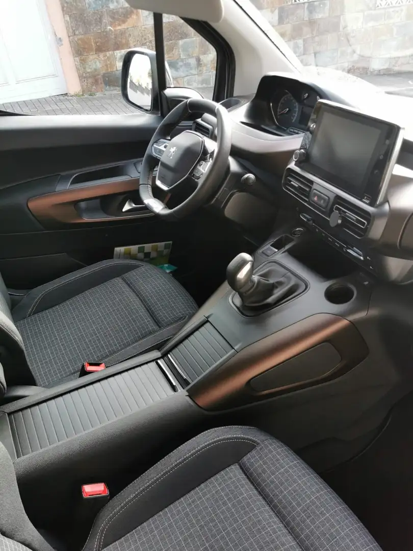 Peugeot Rifter GT LINE 1.5 FUKK EQUIPO LONG 100CV Plateado - 2