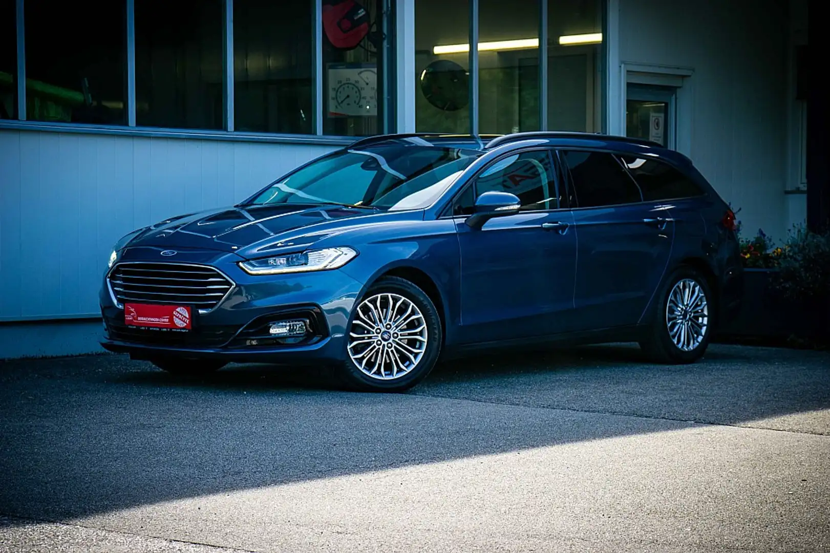 Ford Mondeo Traveller 2,0 EcoBlue SCR Aut. *LED*KAMERA*WINT... Bleu - 2