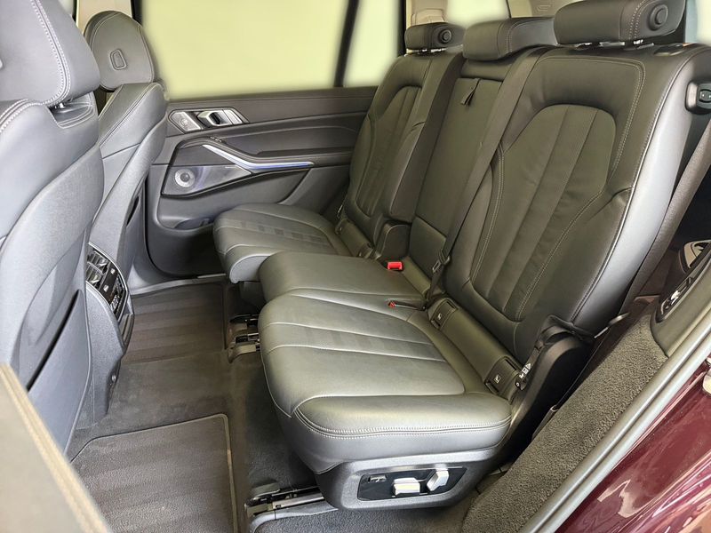 BMW X7 xDrive40d*LED*Navi*PanoSkyLounge*Bowers&Wilkin — photo 17